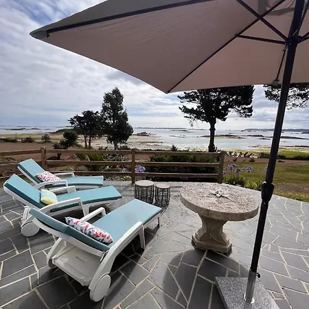 La Bretonne Vue Guest house Lanmodez