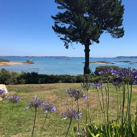 Guest house La Bretonne Vue Lanmodez